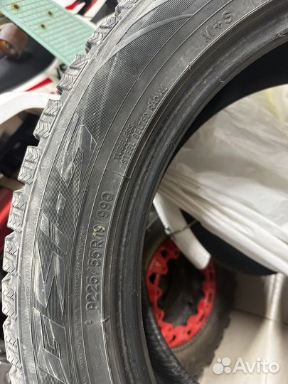 Toyo Observe GSi-5 225/55 R19 99H