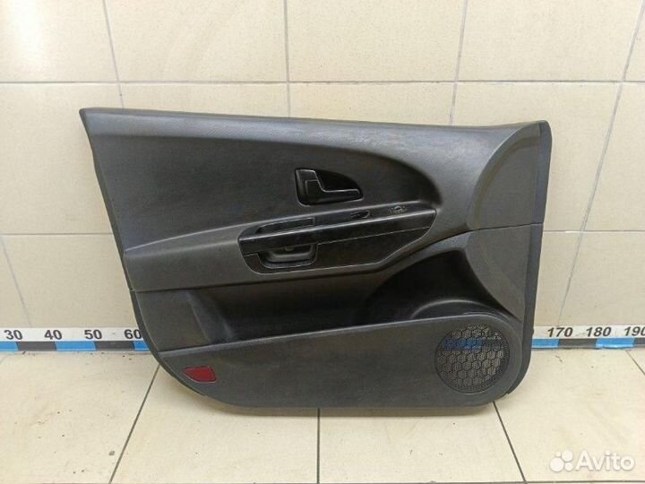 Обшивка двери передней левой Kia Ceed