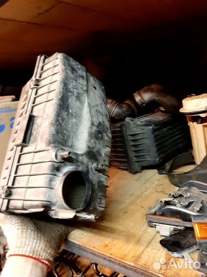 Корпус воздушного фильтра peugeot 406