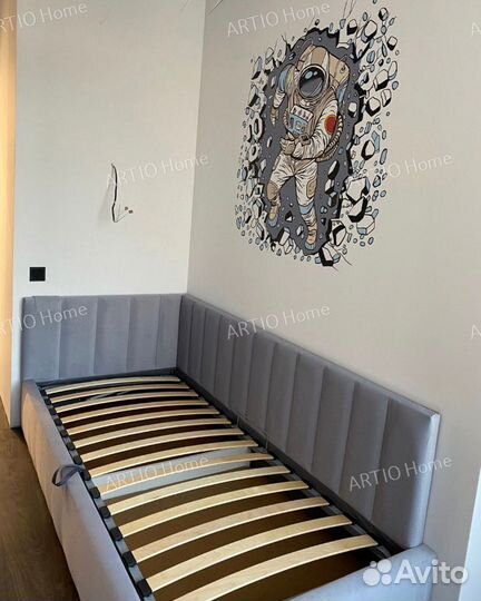 Детcкая кровать 90х180