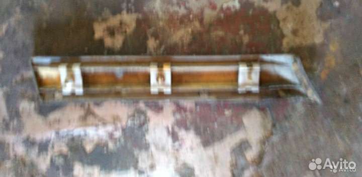 Молдинг крыла Мерседес W202