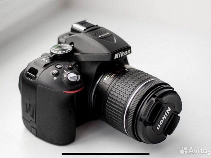 Зеркальный фотоаппарат Nikon D5200 (аренда)