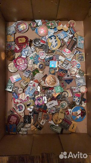 Коллекция советских значков