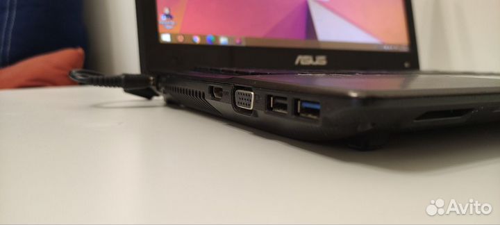 Ноутбук asus k43tk A6-3420M, 4gb, 240 SSD, Win 10