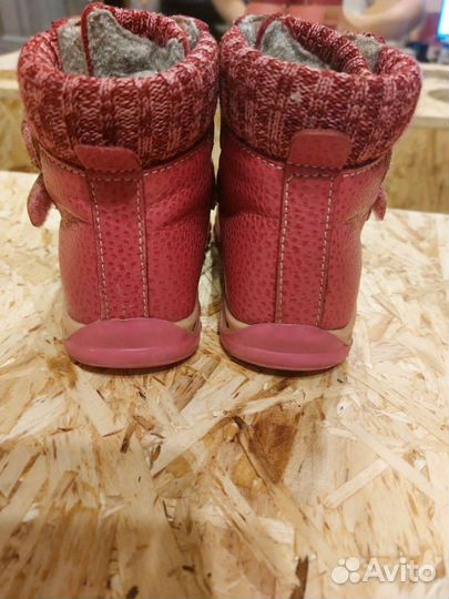 Ботинки демисезонные для девочки 22 размер Котофей