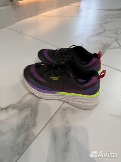 Кроссовки для девочки 34 размер fess