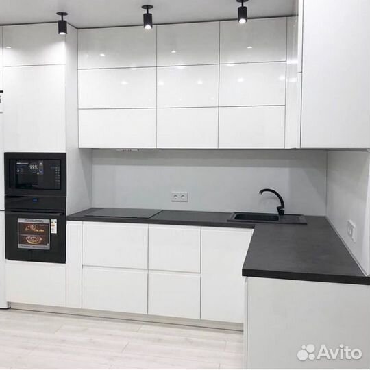 Кухня угловая