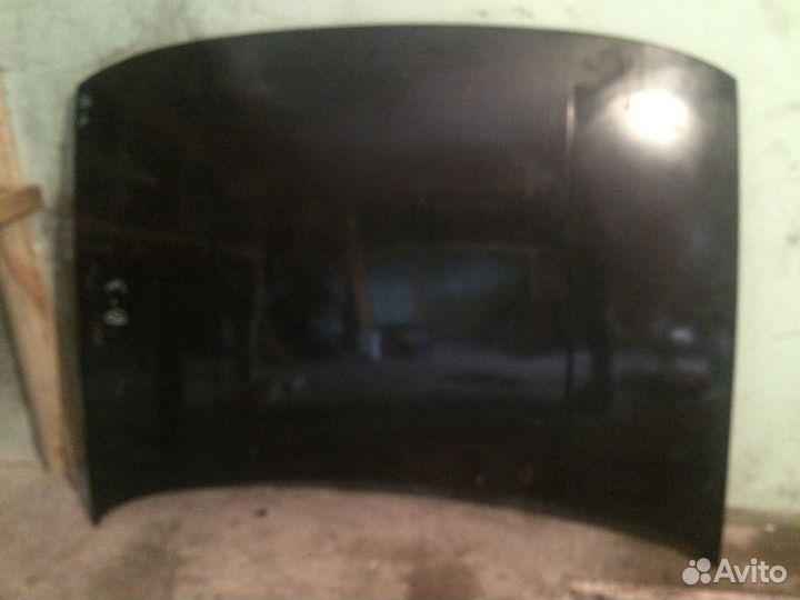 Капот Volkswagen Passat B3