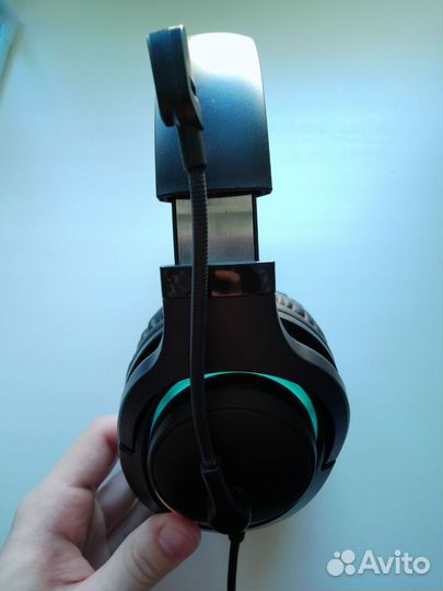 Проводные наушники