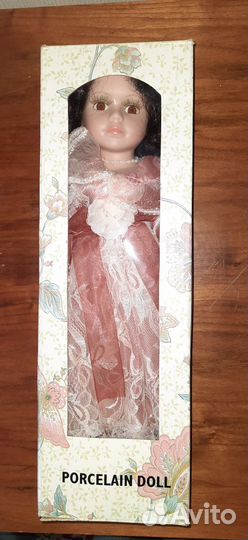 Кукла фарфоровая Porcelain doll