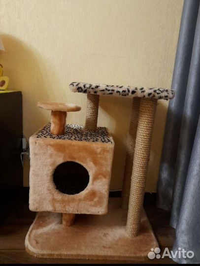 Домик для кошки с когтеточкой