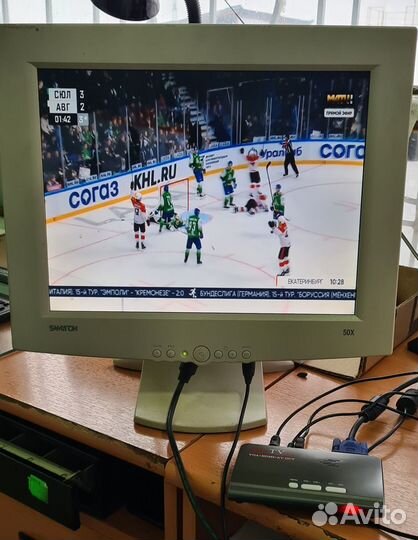 Тв тюнер в авто с ЖК монитором Samsung