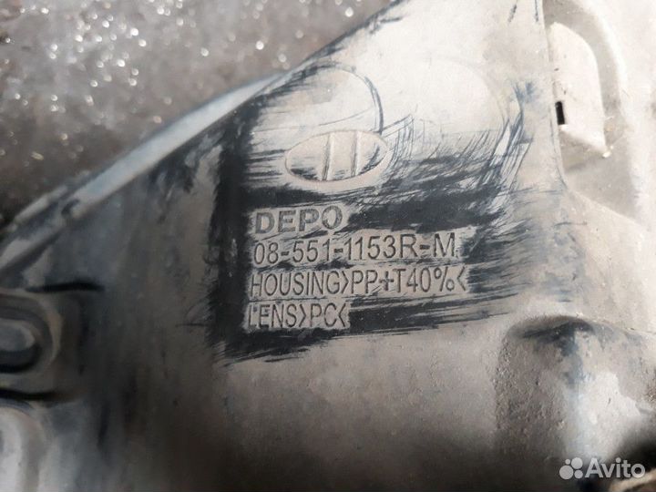 Фара правая Renault Logan 2005-2014