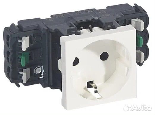 Розетки Legrand