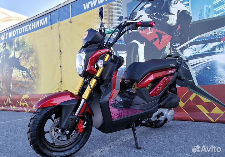 Скутер X-motors naked PRO