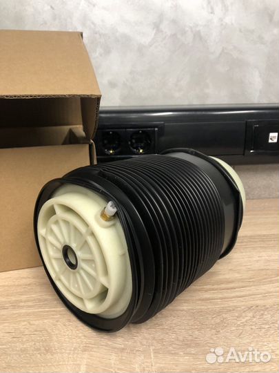 Пневмобаллон задней подвески Mercedes-Benz