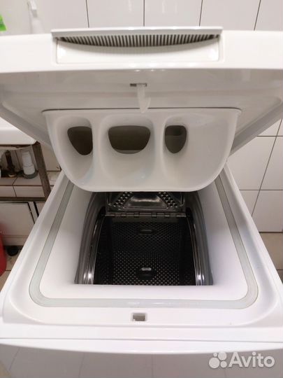 Стиральная машина Bosch classixx 6 верт. загр. 6кг