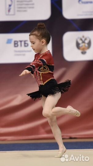 Костюм для художественной гимнастики