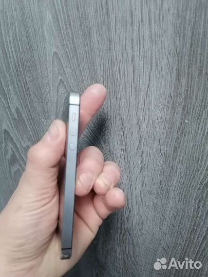 iPhone 5S, 16 ГБ