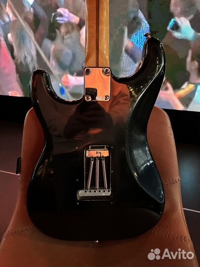 Fender stratocaster (s-s-s, mex, 2010)