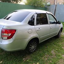 ВАЗ (LADA) Granta 1.6 MT, 2013, 192 200 км, с пробегом, цена 360 000 руб.