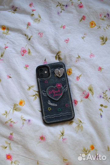 Чехол на iPhone 11 бесплатно