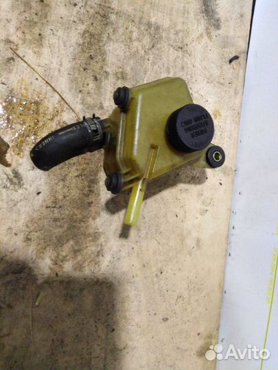 Бачок гидроусилителя mazda demio, verisa