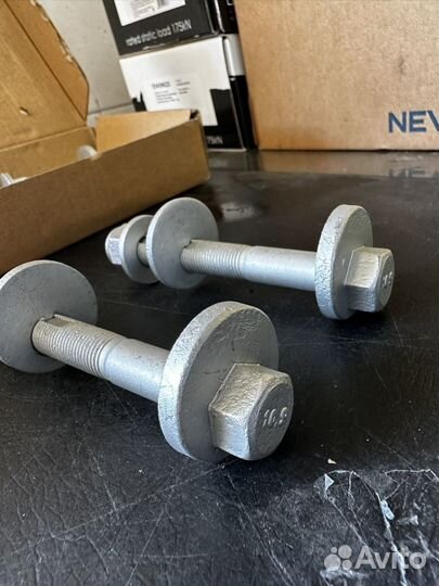 Развальные болты mazda 3