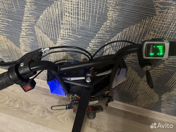 Электровелосипед трехколесный