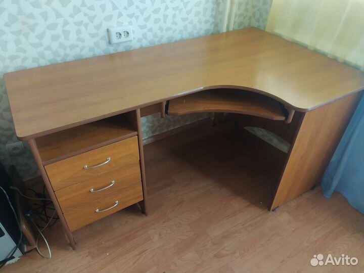 Компьютерный стол бу
