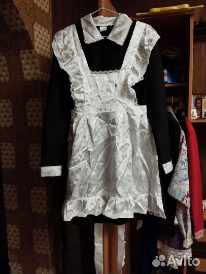 Продам школьную форму