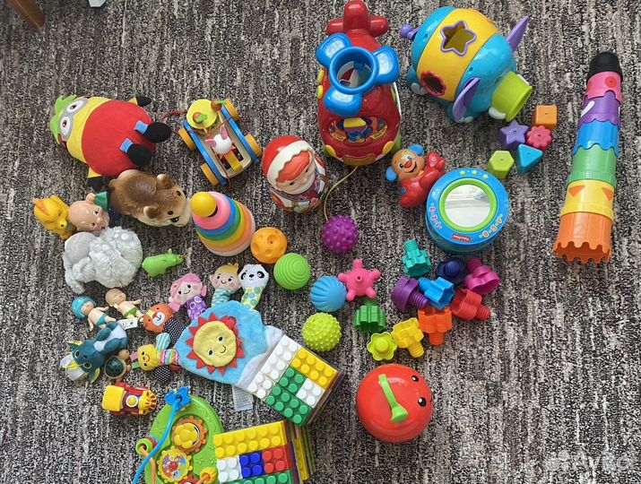 Развивающие игрушки новые и б/у