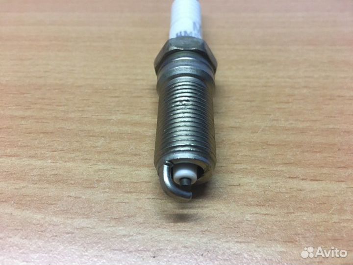 Свеча зажигания Ford Focus 1.4/1.6 2004