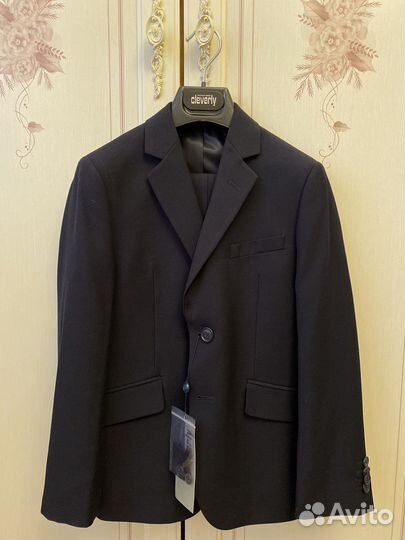 Костюм школьный для мальчика новый