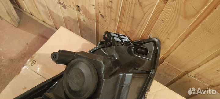 Opel astra h фара левая