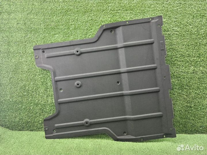 Защита двигателя Audi Q3 8U VAG