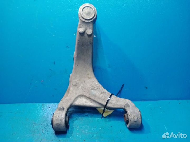 Рычаг подвески верхний задний правый Kia Sorento 2