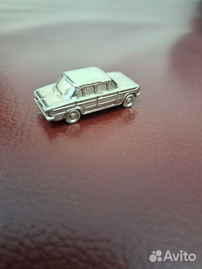 Игрушка машинка железная СССР