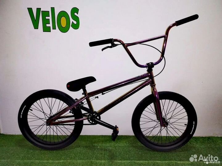 Трюковой велосипед BMX