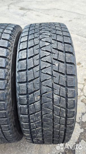 Bridgestone Blizzak DM-V1 265/65 R17 112R