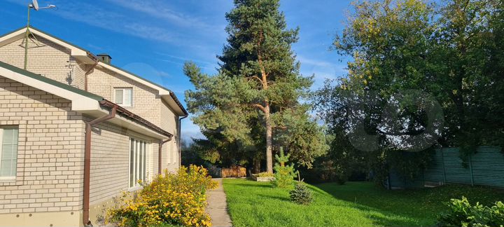 Дом 320 м² на участке 73 сот.