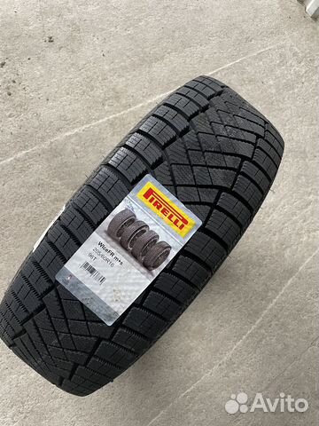 Pirelli Ice Zero FR 205/60 R16 96T