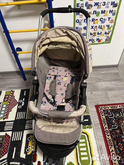 Коляска прогулочная