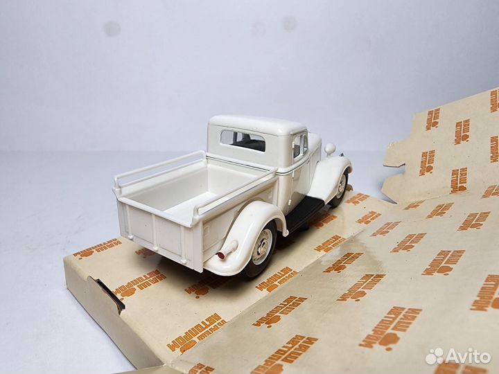 Газ М-415 Наш автопром 1:43