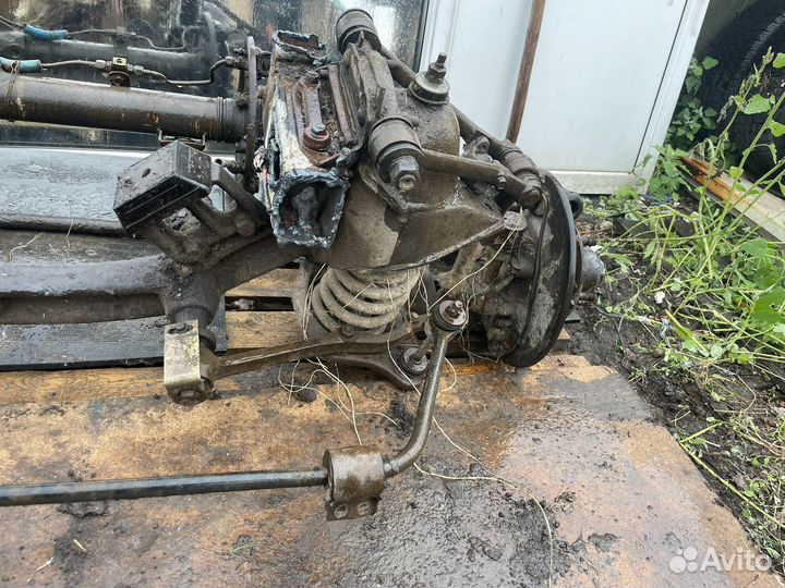 Передняя балка газ