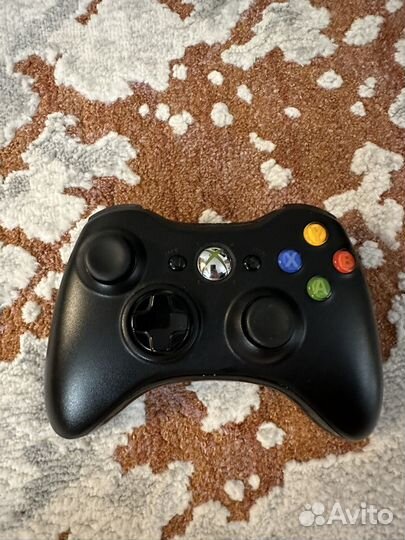 Xbox 360e freeboot 500gb+kinect+2 геимпада