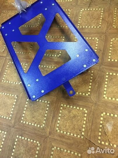 Тележка с ручкой для перевозки ящиков и тары