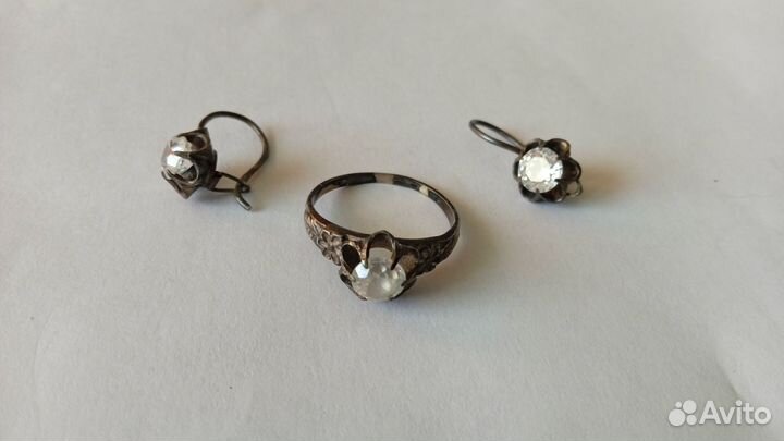 Старинные украшения