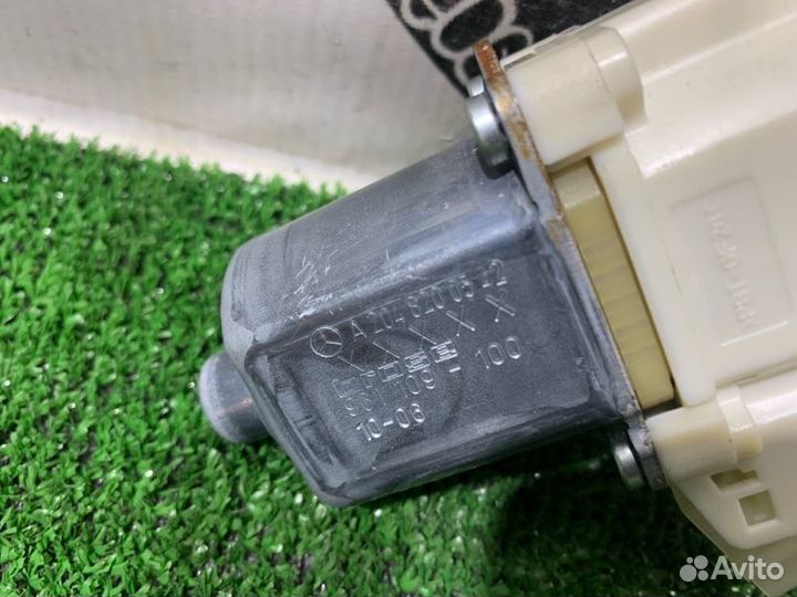 Мотор стеклоподъемника задний левый Mercedes-Benz