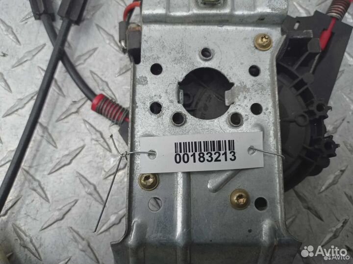 Стеклоподъемник передний правый Volkswagen Polo 4